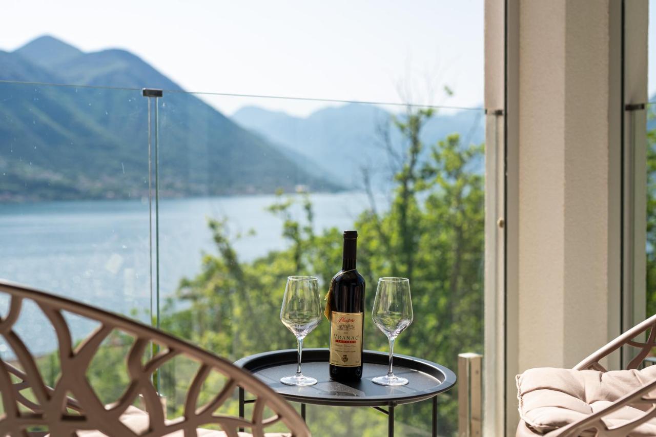 Luxury Dream View Apartment Kotor Buitenkant foto