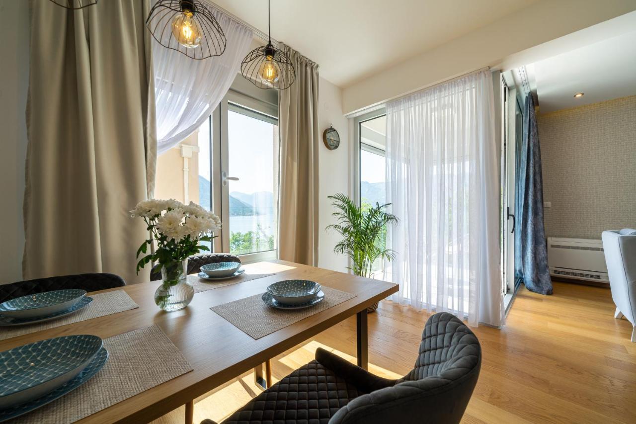 Luxury Dream View Apartment Kotor Buitenkant foto