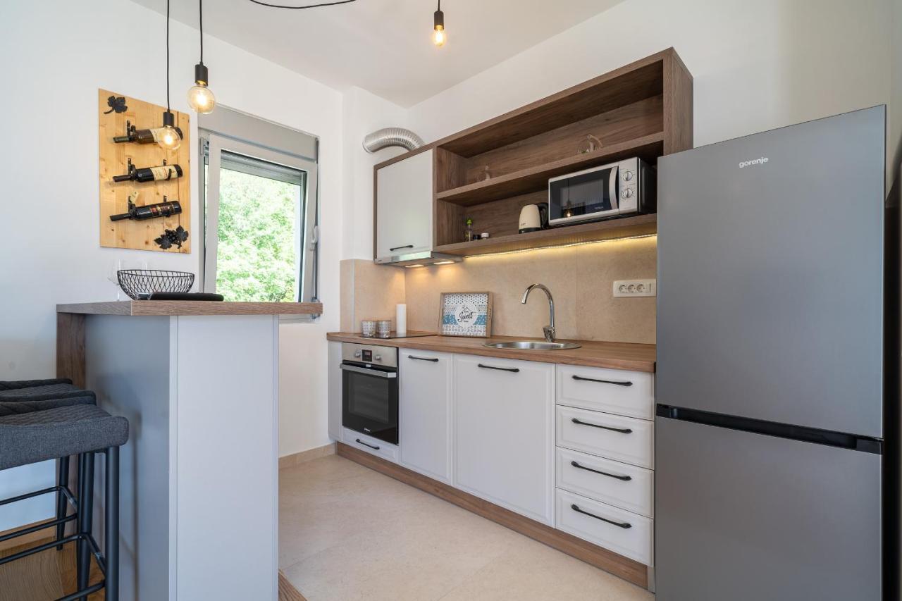 Luxury Dream View Apartment Kotor Buitenkant foto
