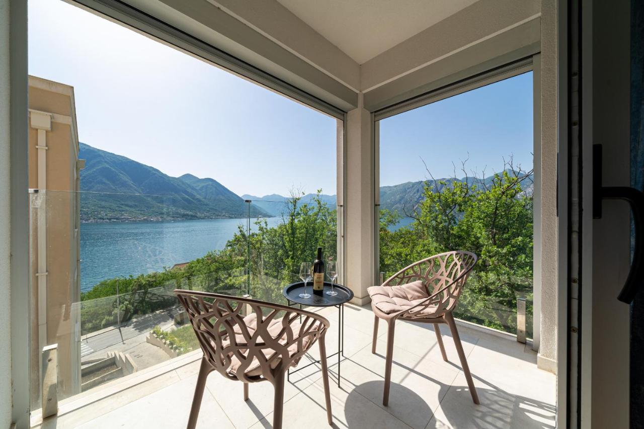 Luxury Dream View Apartment Kotor Buitenkant foto
