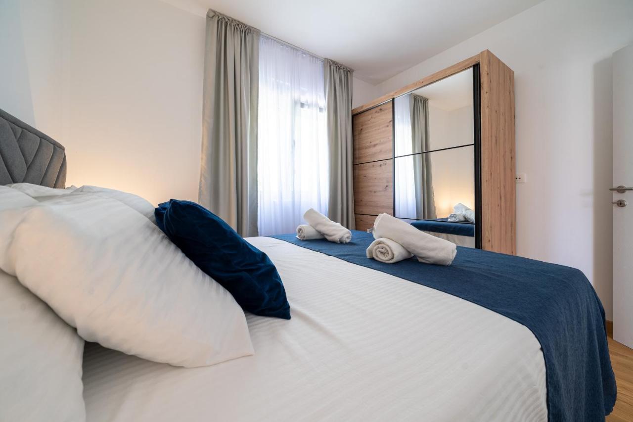 Luxury Dream View Apartment Kotor Buitenkant foto