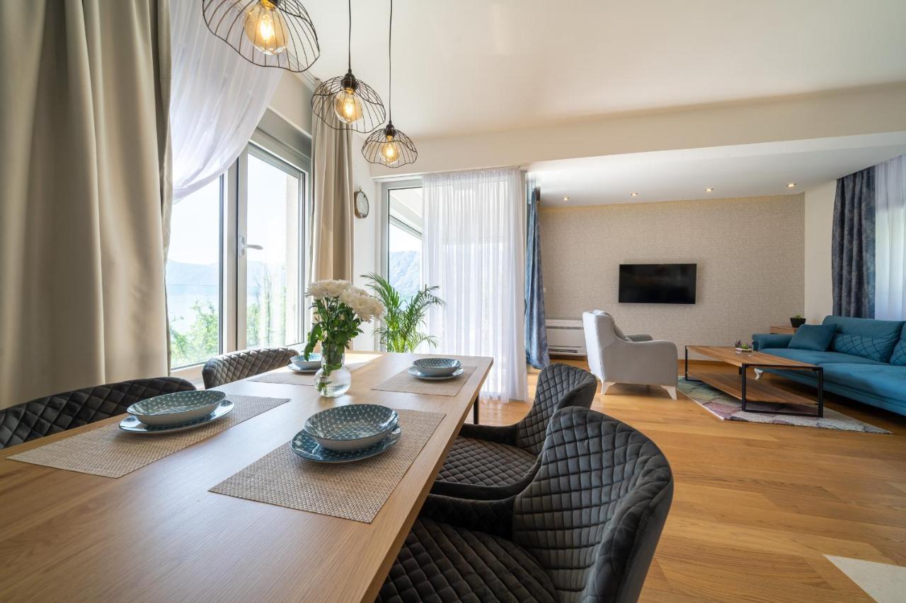 Luxury Dream View Apartment Kotor Buitenkant foto