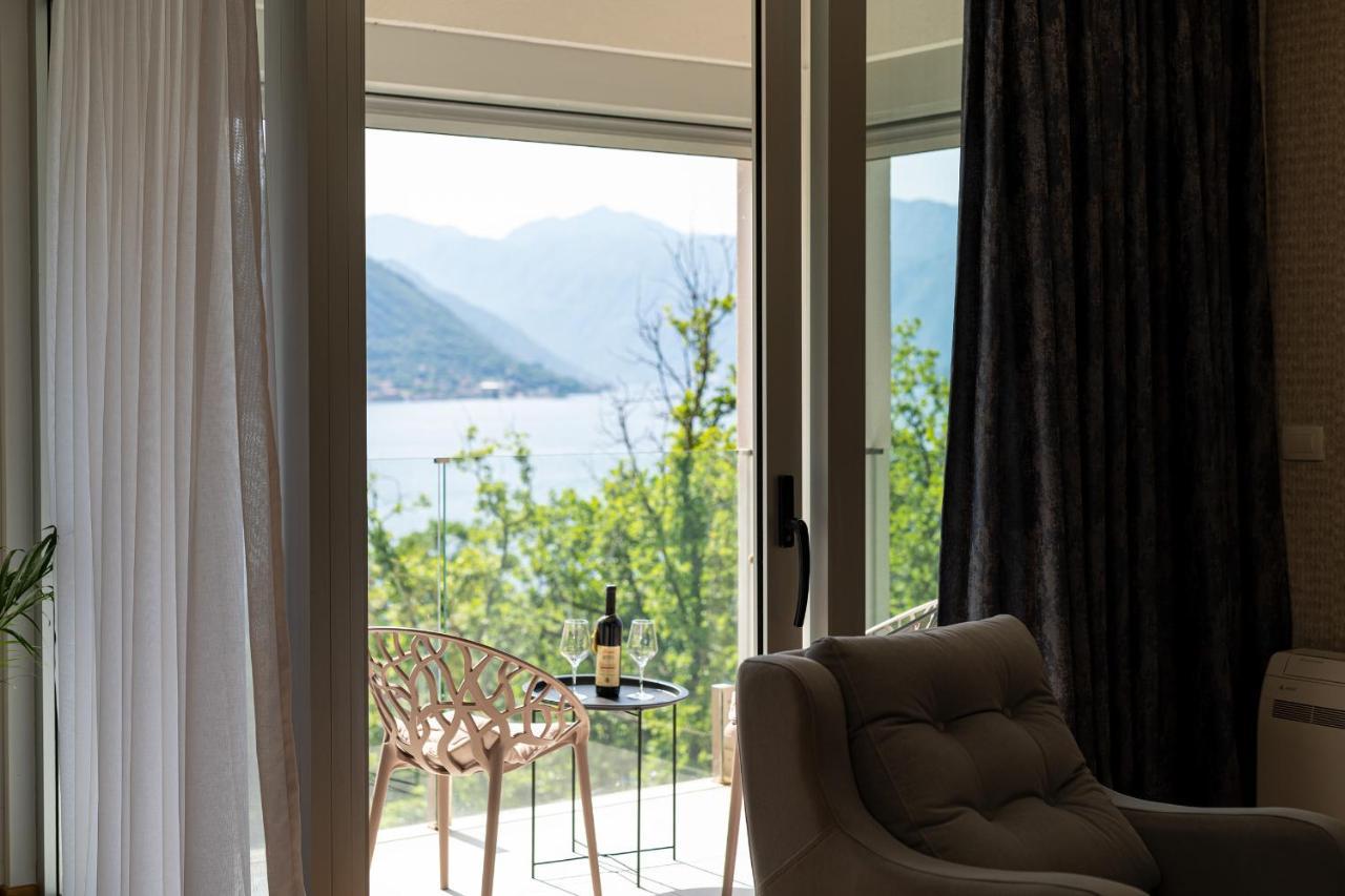 Luxury Dream View Apartment Kotor Buitenkant foto